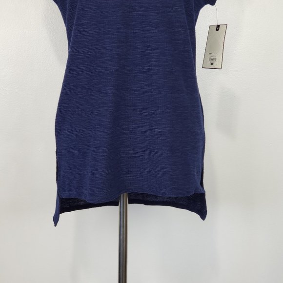 Dana Buchman Navy Textured Step-Hem Pullover V-Neck Top Blouse NEW NWT Size S - Picture 3 of 12